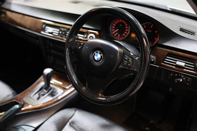 2005 BMW 320d - Thumbnail