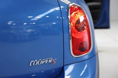 2011 Mini Cooper - Thumbnail