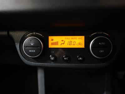 2008 Suzuki Swift - Thumbnail