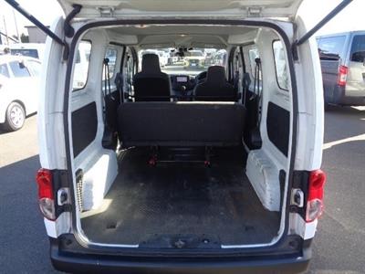 2020 Nissan NV200 - Thumbnail