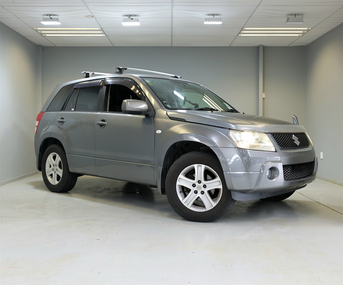 2005 Suzuki Escudo