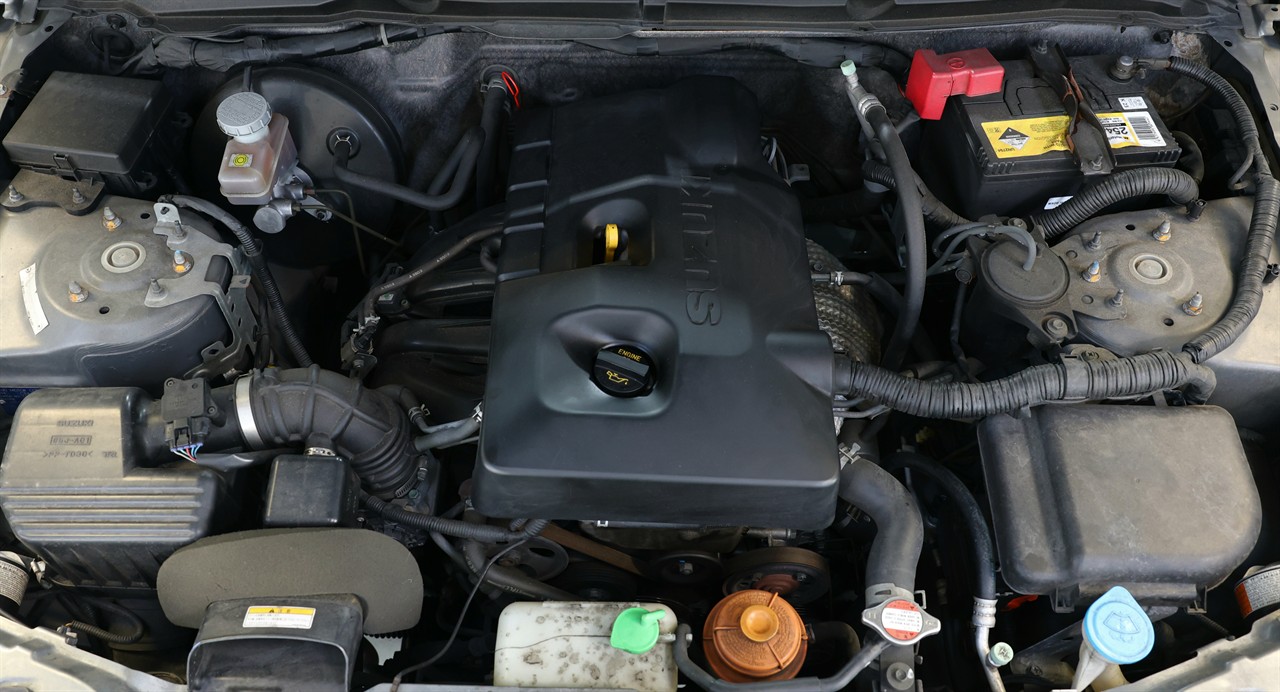 2005 Suzuki Escudo