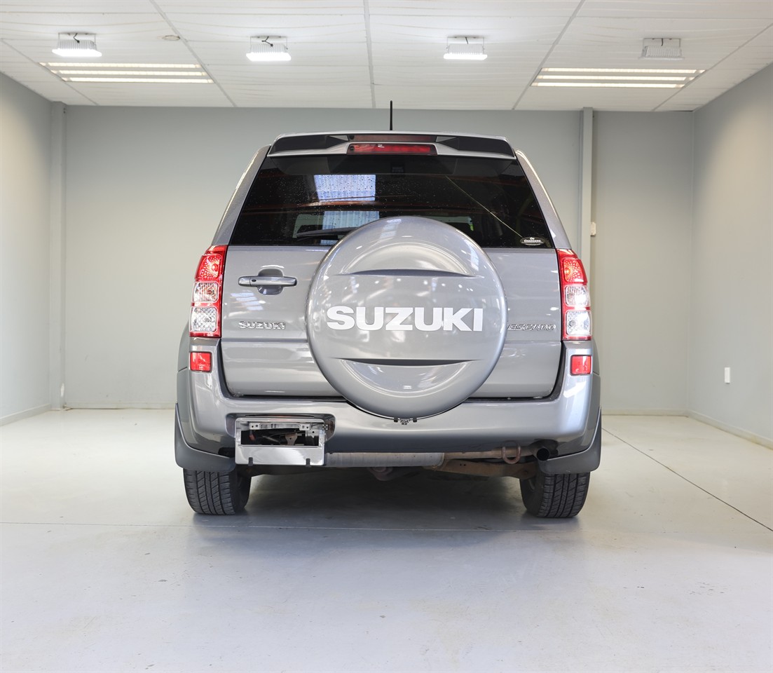 2005 Suzuki Escudo