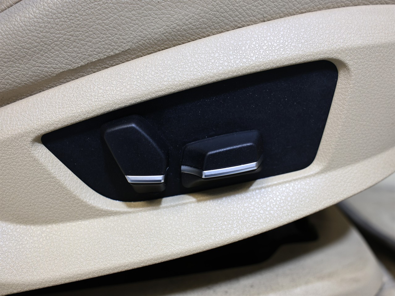 2011 BMW 523i