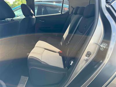 2018 Nissan Leaf - Thumbnail