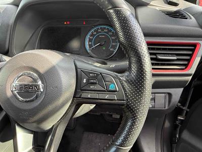 2018 Nissan Leaf - Thumbnail