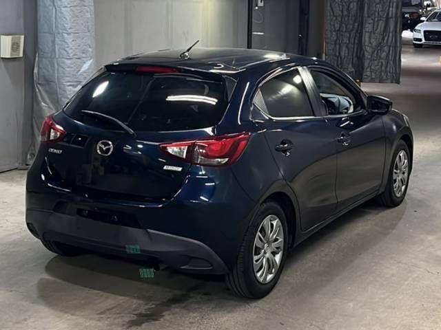 2015 Mazda Demio