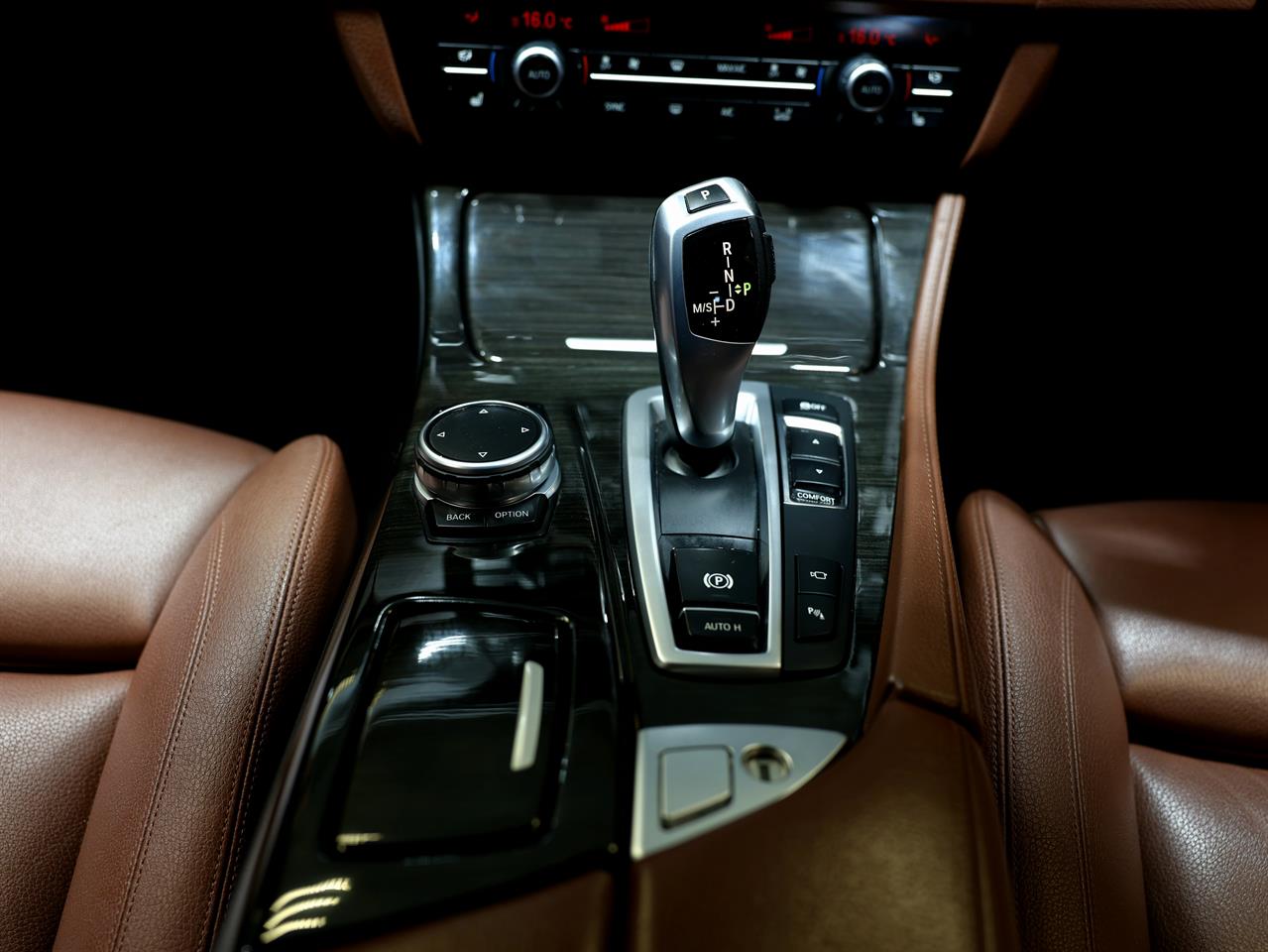 2016 BMW 523i
