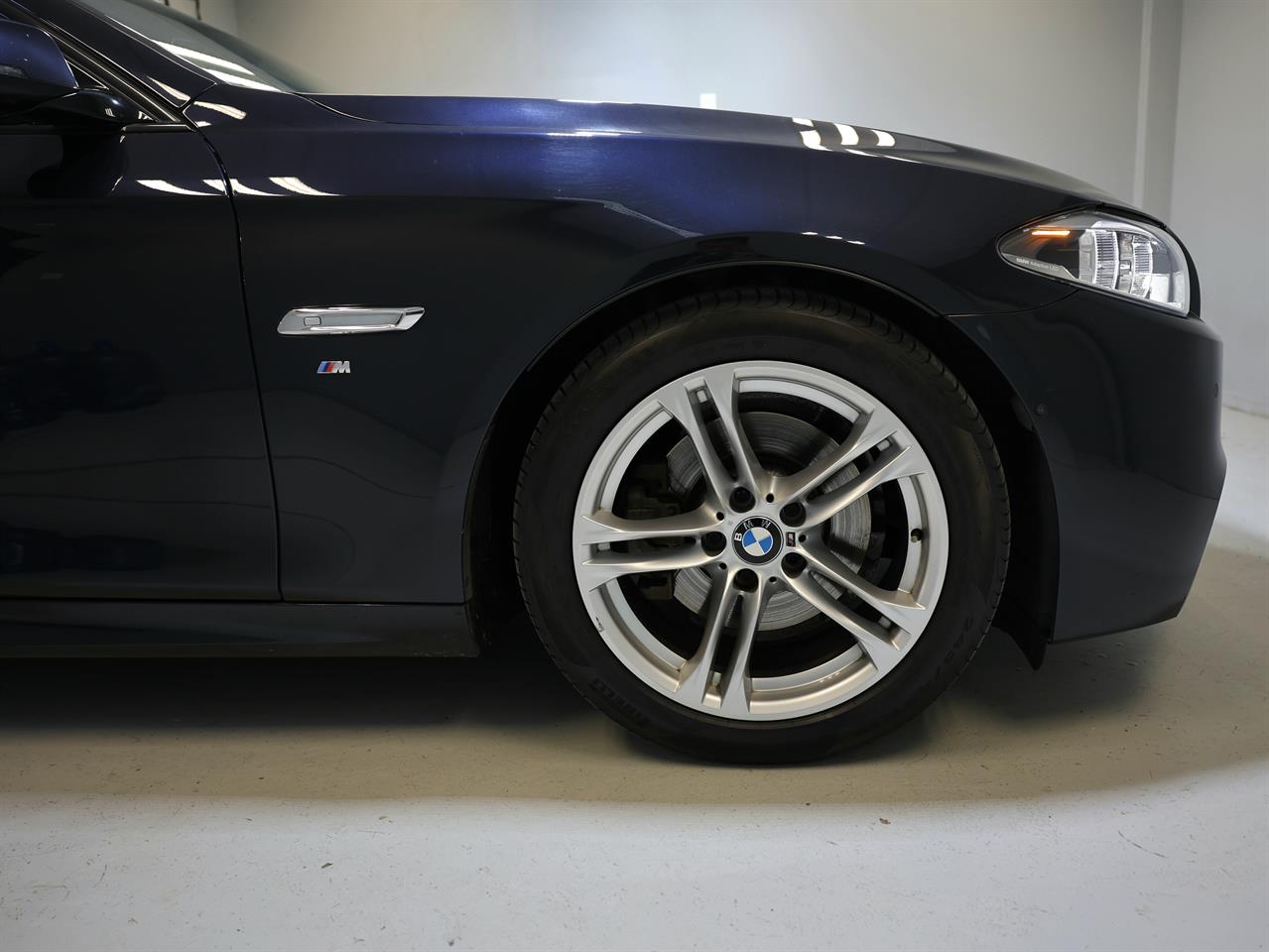 2016 BMW 523i