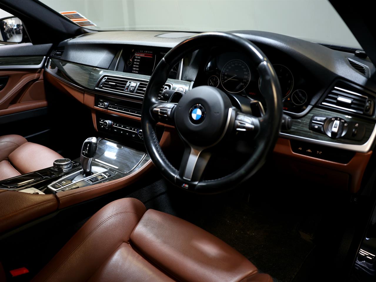 2016 BMW 523i