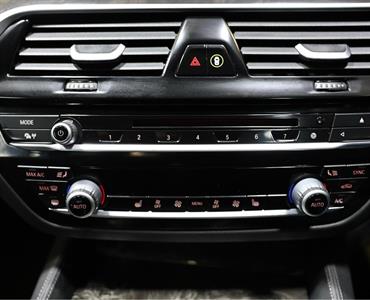 2017 BMW 540i - Thumbnail