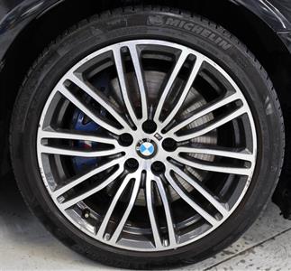 2017 BMW 540i - Thumbnail