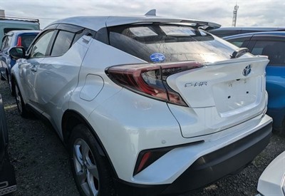 2018 Toyota C-HR - Thumbnail