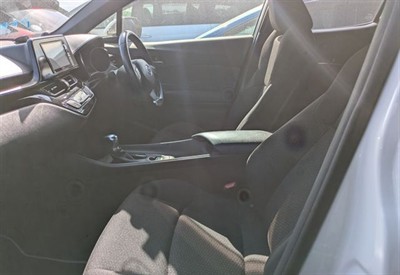 2018 Toyota C-HR - Thumbnail
