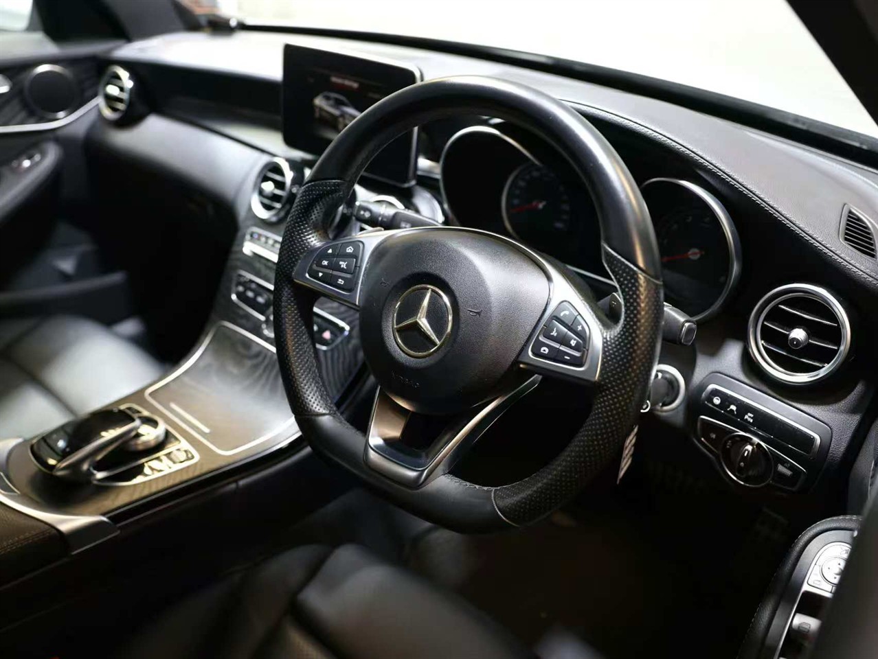 2016 Mercedes-Benz C 200