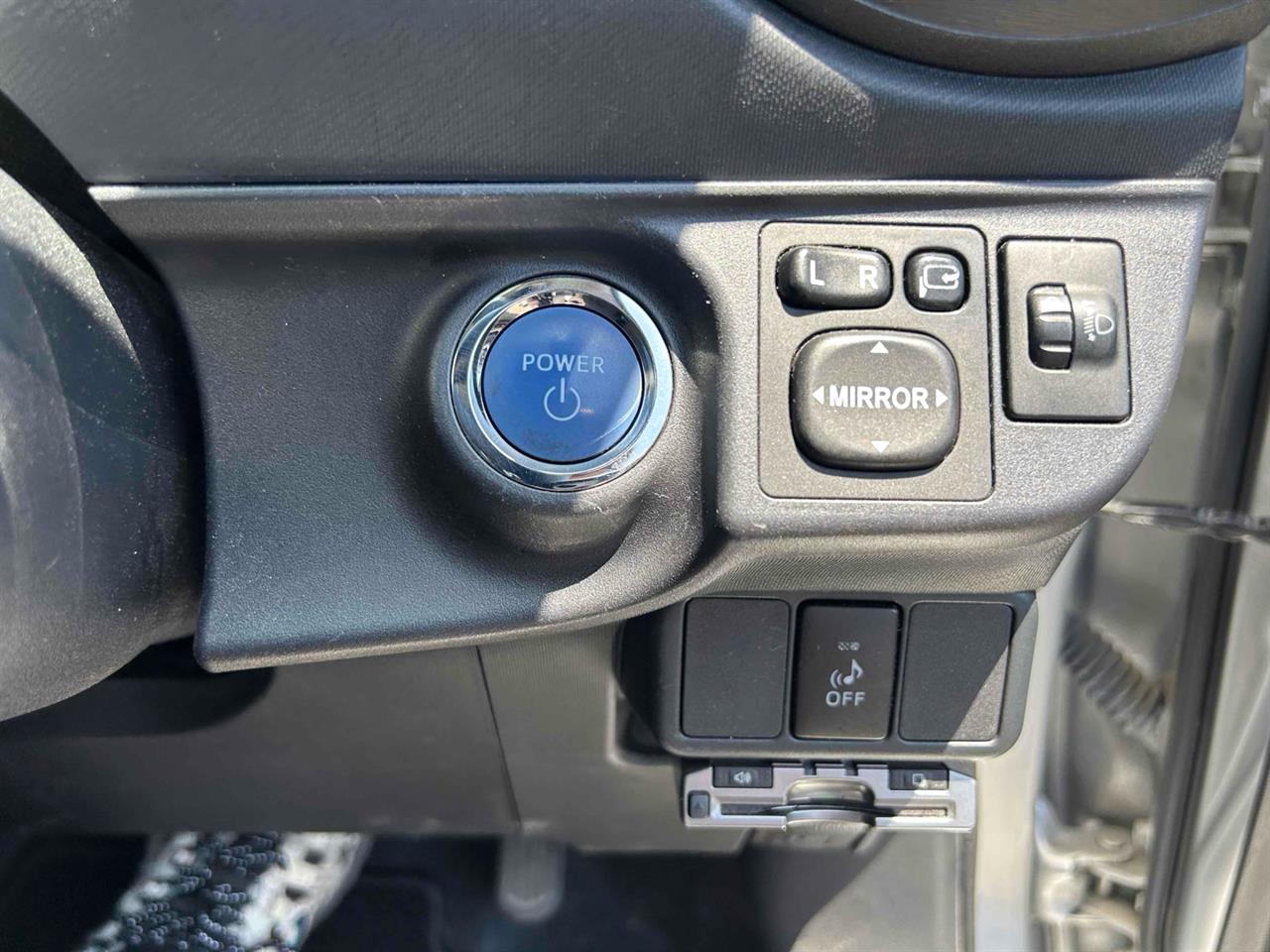 2013 Toyota Aqua
