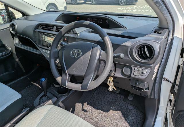 2015 Toyota Aqua