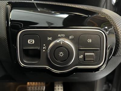 2019 Mercedes-Benz A 180 - Thumbnail