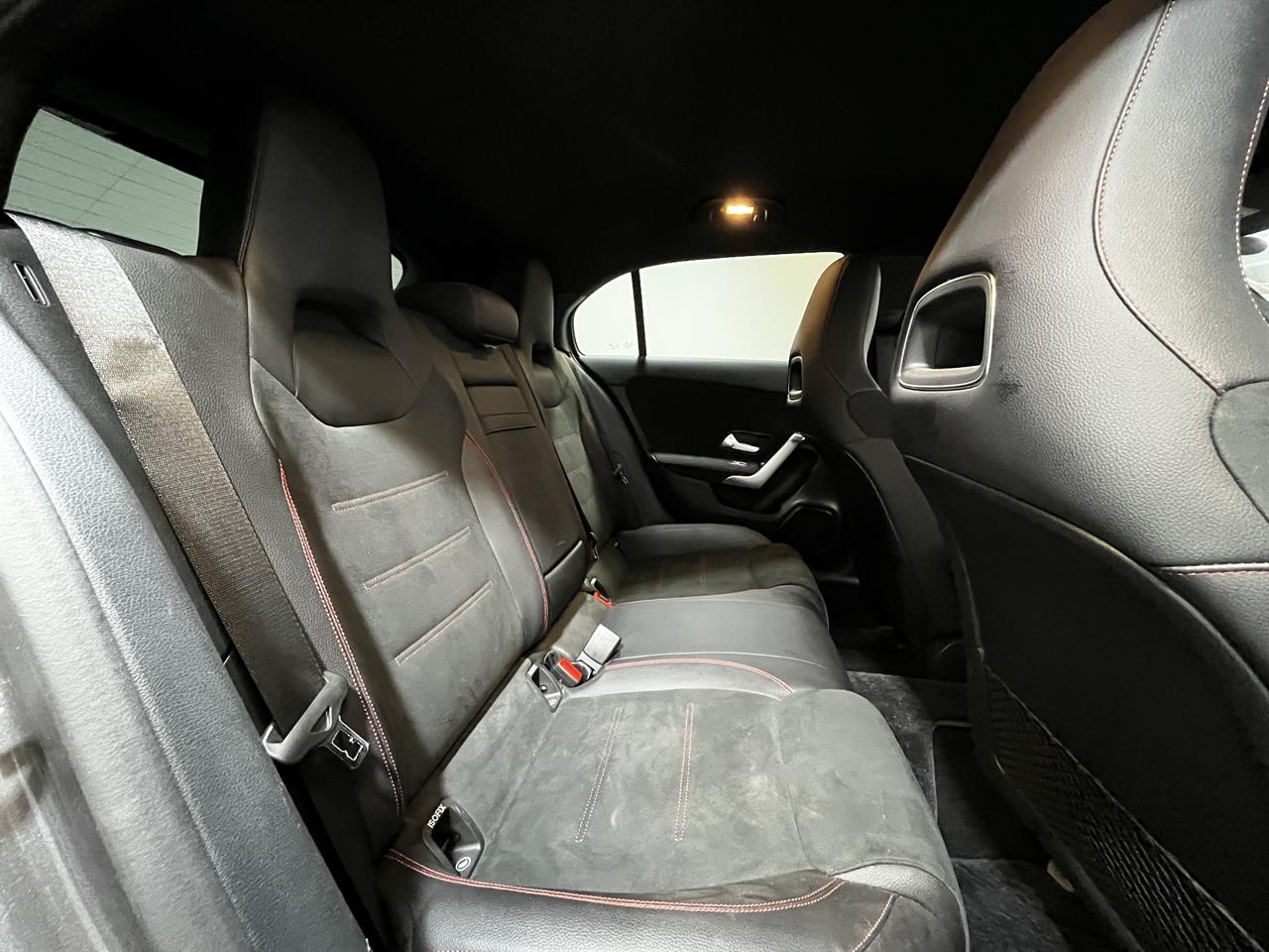 2019 Mercedes-Benz A 180