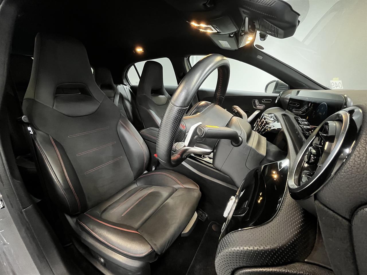 2019 Mercedes-Benz A 180