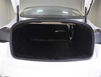 2025 Tesla Model 3 - Thumbnail