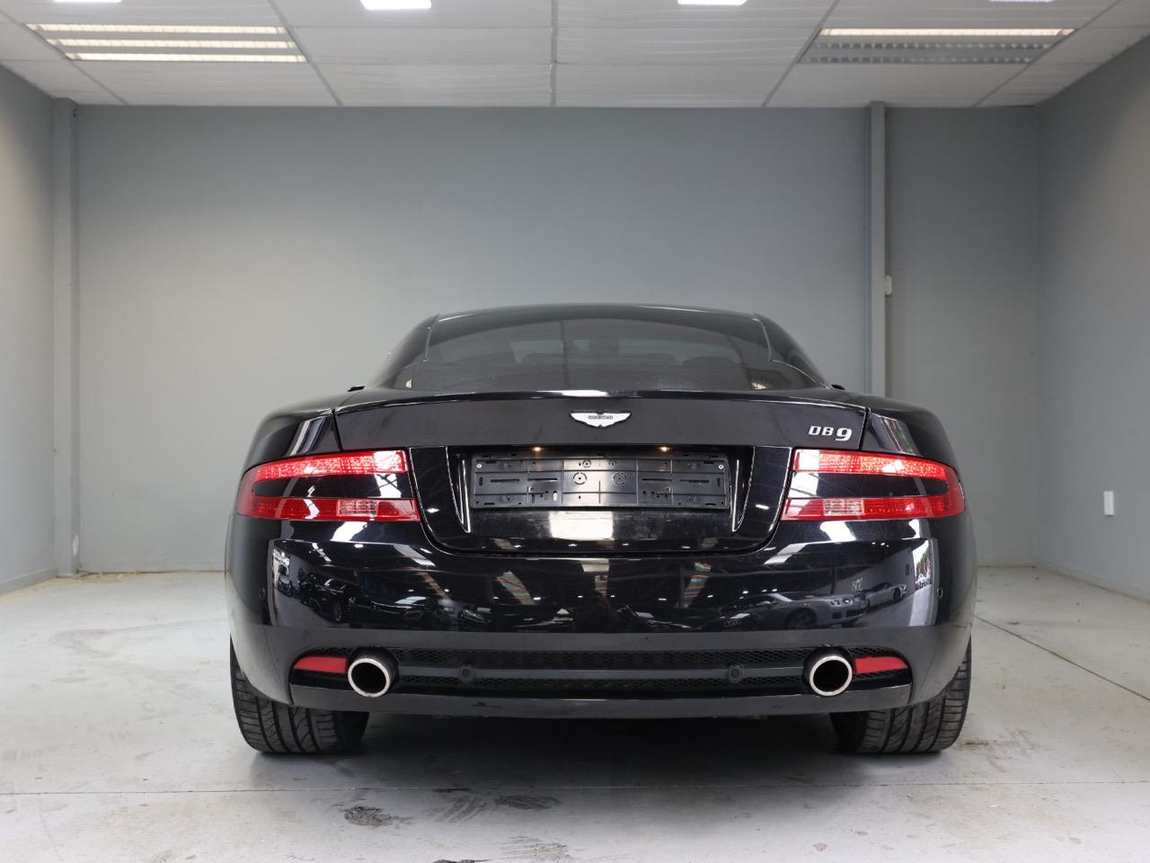 2005 ASTON MARTIN DB9