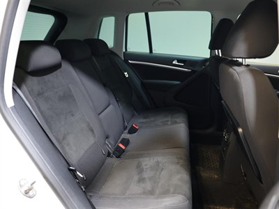 2014 Volkswagen Tiguan - Thumbnail