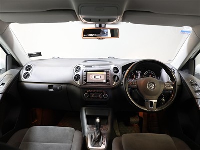 2014 Volkswagen Tiguan - Thumbnail