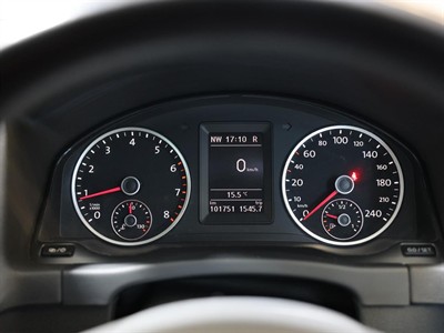2014 Volkswagen Tiguan - Thumbnail
