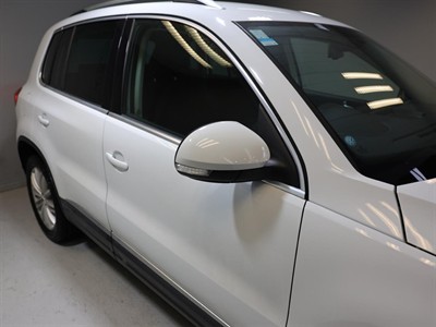 2014 Volkswagen Tiguan - Thumbnail