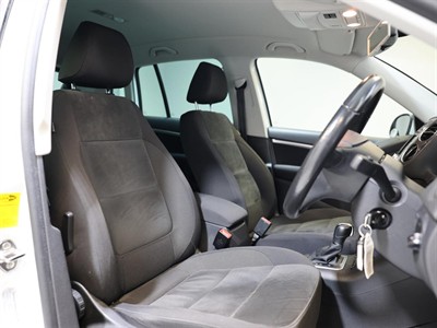 2014 Volkswagen Tiguan - Thumbnail