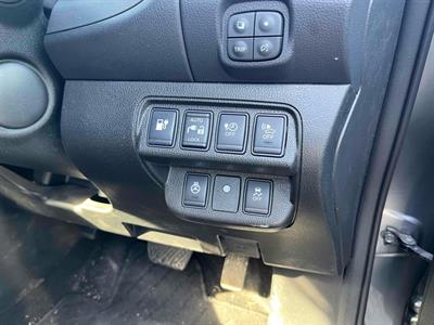 2017 Nissan Leaf - Thumbnail