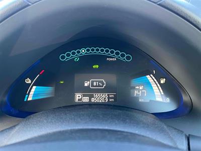 2017 Nissan Leaf - Thumbnail