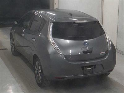 2017 Nissan Leaf - Thumbnail