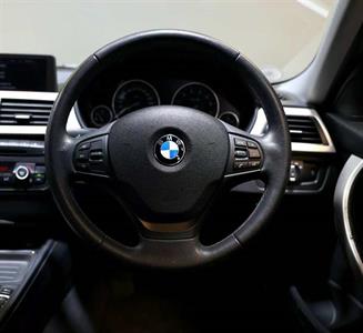 2014 BMW 320i - Thumbnail