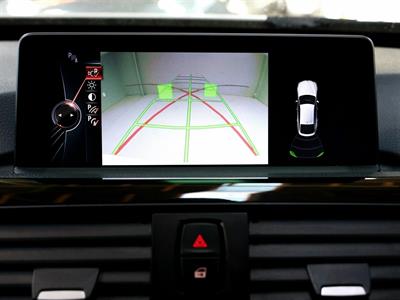 2013 BMW 320i - Thumbnail
