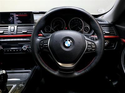 2013 BMW 320i - Thumbnail