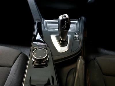 2013 BMW 320i - Thumbnail