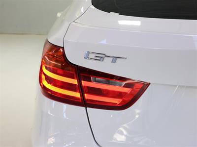 2013 BMW 320i - Thumbnail
