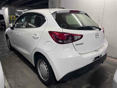 2015 Mazda Demio - Thumbnail