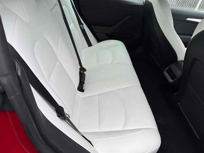 2021 Tesla Model 3 - Thumbnail