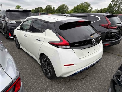 2018 Nissan Leaf - Thumbnail