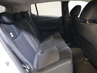 2018 Nissan Leaf - Thumbnail