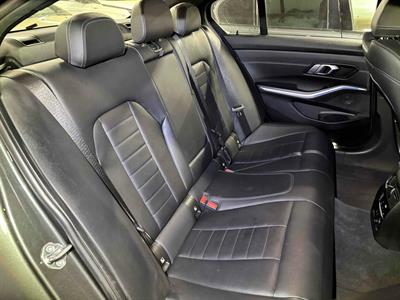 2019 BMW 320i - Thumbnail