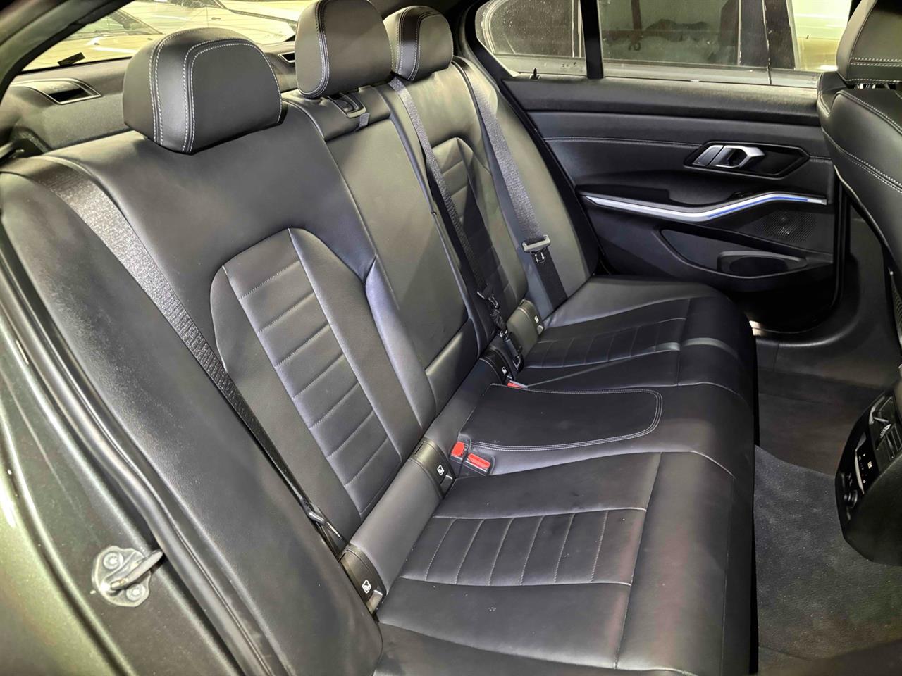 2019 BMW 320i