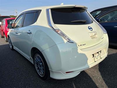 2012 Nissan Leaf - Thumbnail