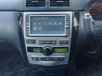 2006 Toyota IPSUM - Thumbnail