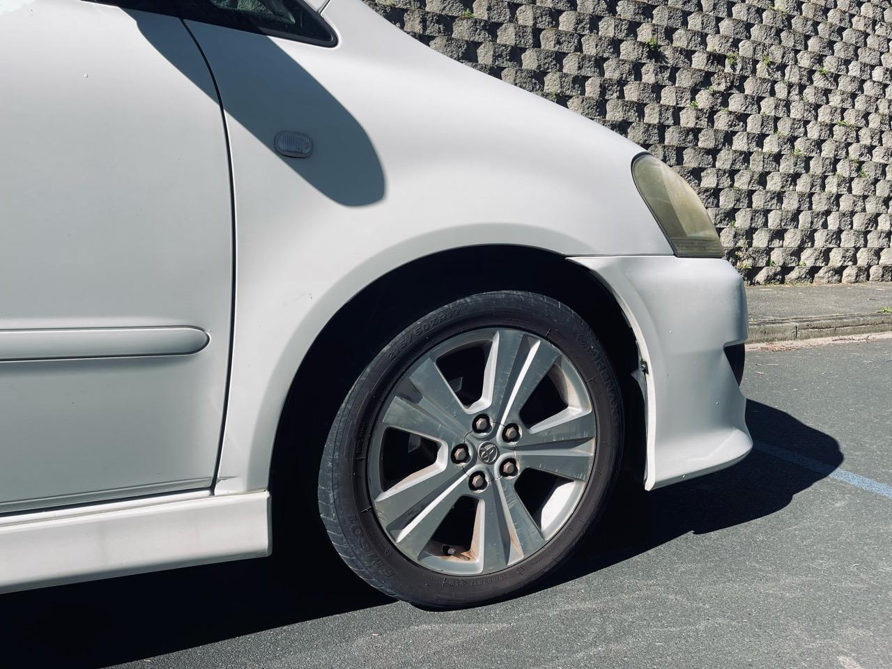 2006 Toyota IPSUM