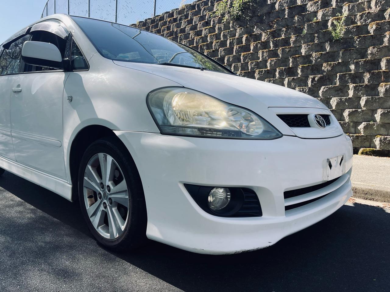 2006 Toyota IPSUM