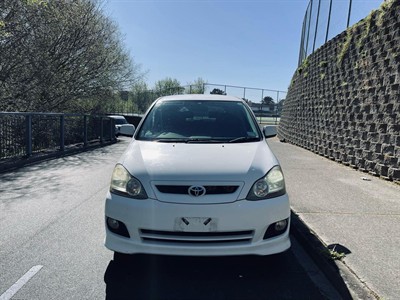 2006 Toyota IPSUM - Thumbnail